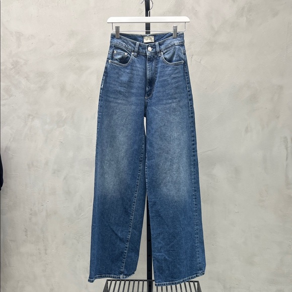 DL1961 Denim - Classic Blue Wide-Leg Jeans
